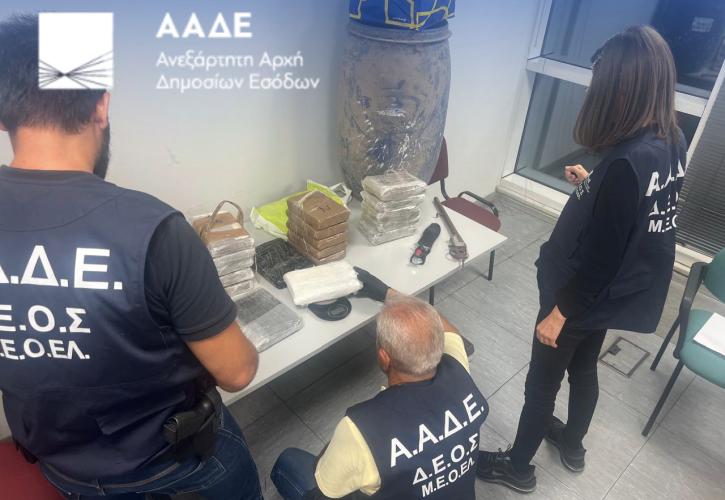 ΑΑΔΕ - Επιχείρηση «Τα Άνθη του Κακού»: Νέα ευρήματα στο ίδιο δίκτυο διακίνησης κοκαΐνης