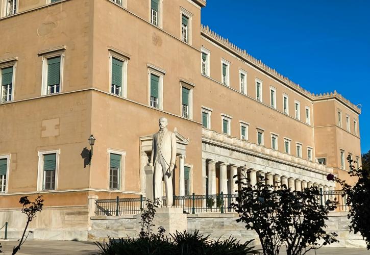 Βουλή: Ψηφίζεται στην Ολομέλεια το νομοσχέδιο για αποζημιώσεις από φυσικές καταστροφές