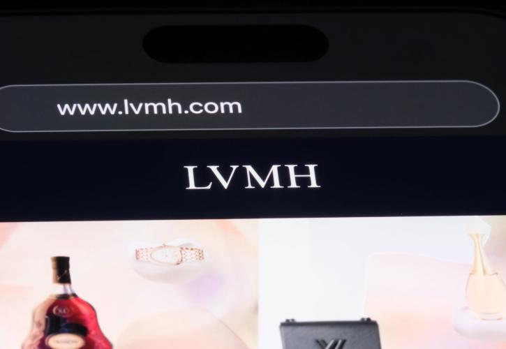 LVMH: Η πάλαι ποτέ μεγαλύτερη εισηγμένη της Ευρώπης, βγαίνει εκτός Τοπ 10