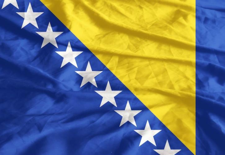 H Βοσνία απέλασε δύο Σέρβους διπλωμάτες μετά την κηδεία του Ράτκο Μλάντιτς