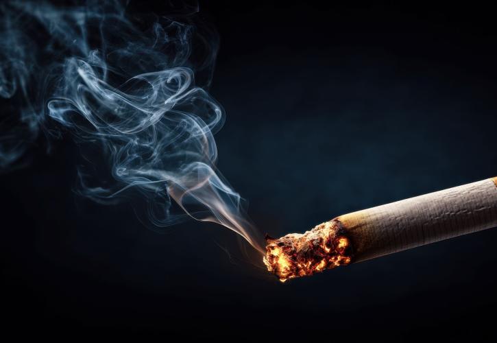 Υγεία: 2,7 δισεκατομμύρια άνθρωποι παγκοσμίως εκτίθενται σε παθητικό κάπνισμα