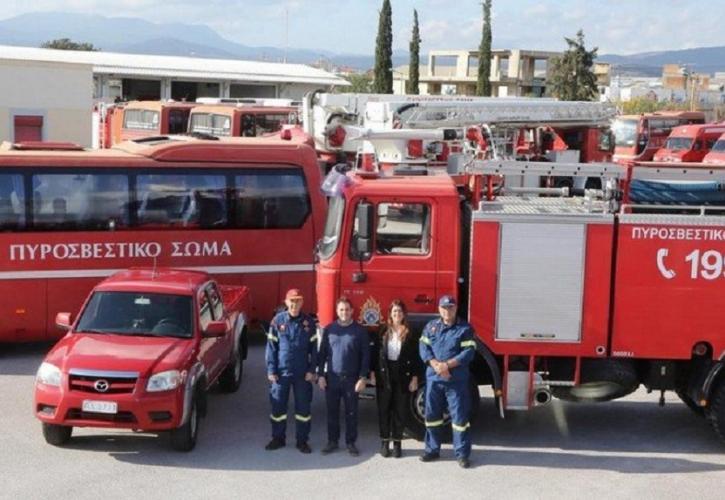Ξαναδίνοντας ζωή στα οχήματα της Πυροσβεστικής