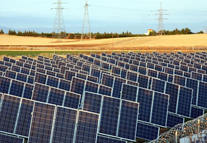 Παγκόσμιες επενδύσεις επτά τρισ. δολαρίων σε «πράσινη» ενέργεια
