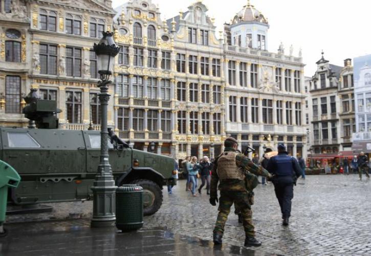 Bρυξέλλες: Κλειστά σχολεία και μετρό και τη Δευτέρα