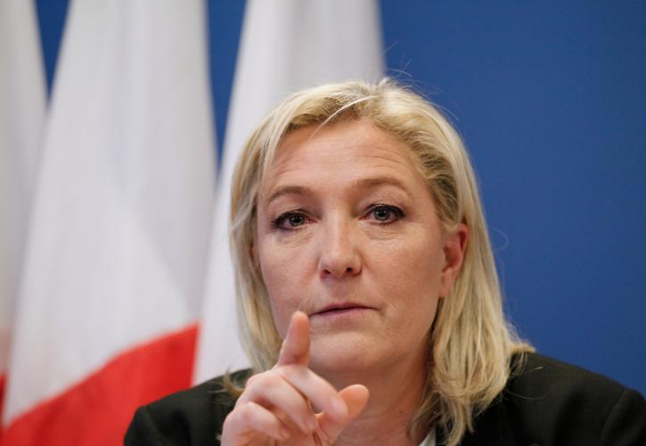 Marine Le Pen: Να καταργηθεί η συνθήκη Schengen