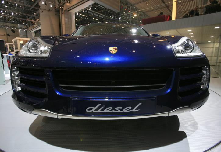 Το Dieselgate «βυθίζει» τα κέρδη της Porsche