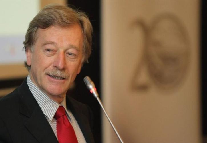 Mersch: Η Ελλάδα δυσκολεύεται να τηρήσει τη συμφωνία