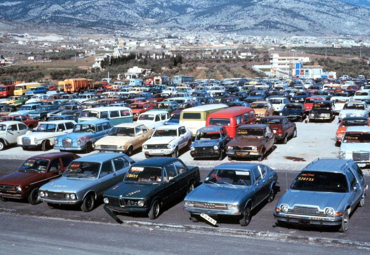 Εξετάζεται τρίμηνη παράταση στο μέτρο της απόσυρσης