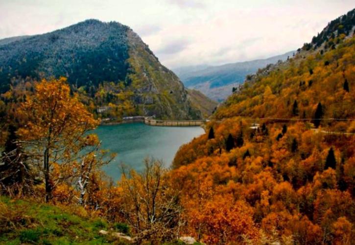 Ελβετία: Σε ιστορικά χαμηλά η στάθμη του νερού σε τέσσερις μεγάλες λίμνες