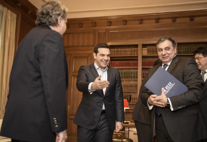 Μερική συμφωνία... με ενστάσεις για το ασφαλιστικό