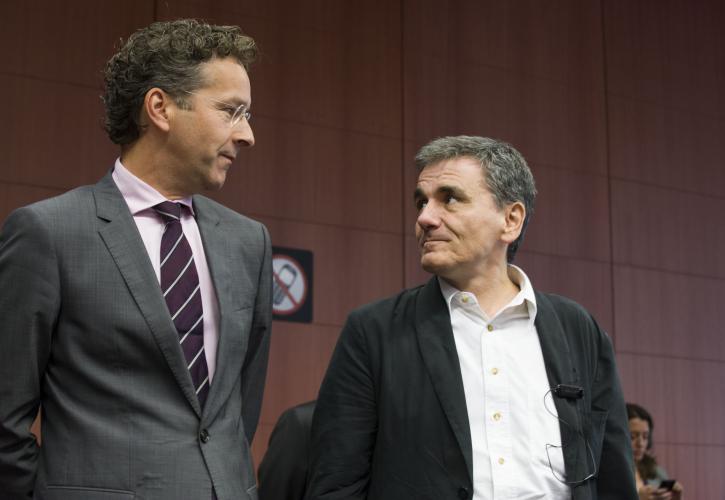 Στο Eurogroup κλειδώνει ο χρόνος επιστροφής των Θεσμών