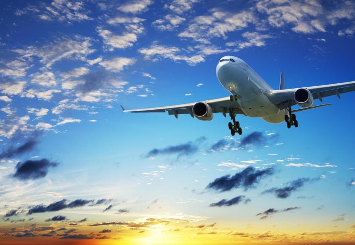 Πώς υπολογίζουν οι αεροπορικές το επιπρόσθετο κόστος για το περιβάλλον που χρεώνουν στα εισιτήρια