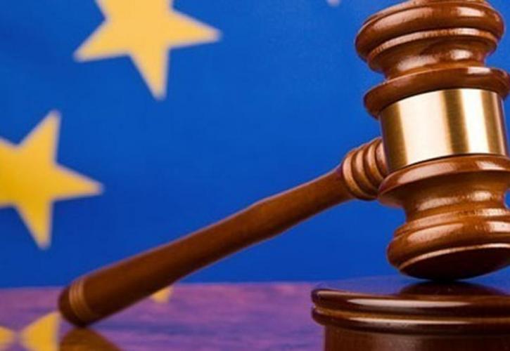 Το Δικαστήριο της ΕΕ αφαίρεσε δύο Ρώσους δισεκατομμυριούχους από τη λίστα κυρώσεων