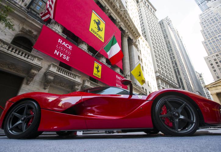 CEO Ferrari: Ετοιμαζόμαστε για τους δασμούς Τραμπ - «Είμαστε έτοιμοι με κάποια αντίμετρα»