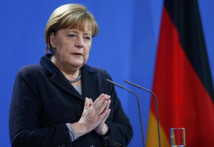 Merkel: Να συνεχιστεί η ελεύθερη μετακίνηση στη Σένγκεν