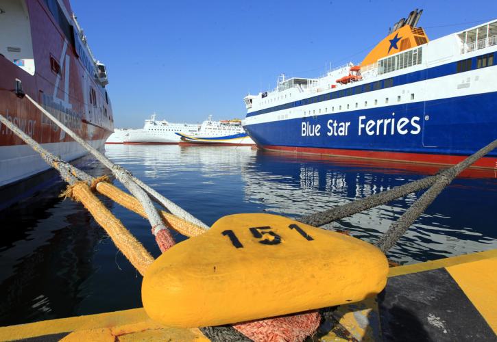 Δεμένα τα πλοία την Πέμπτη, λόγω 24ωρης πανελλαδικής απεργίας της ΠΝΟ