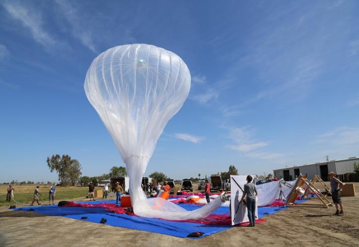 Aερόστατα μετατρέπουν τη Σρι Λάνκα σε «παράδεισο» του WiFi