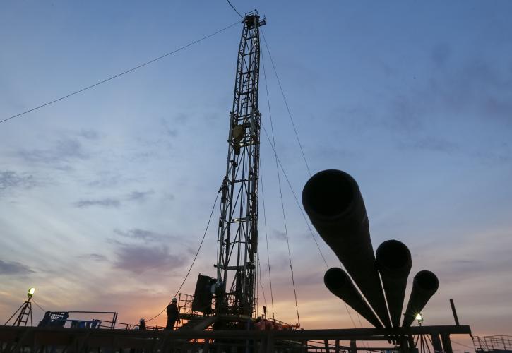 Πετρέλαιο: Στάση αναμονής για την αγορά - Σταθερά στα 75 δολάρια το πετρέλαιο 