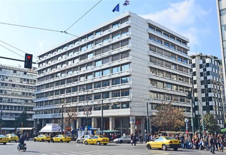 Στα 82,2 δισ. σκαρφάλωσαν οι ληξιπρόθεσμες οφειλές