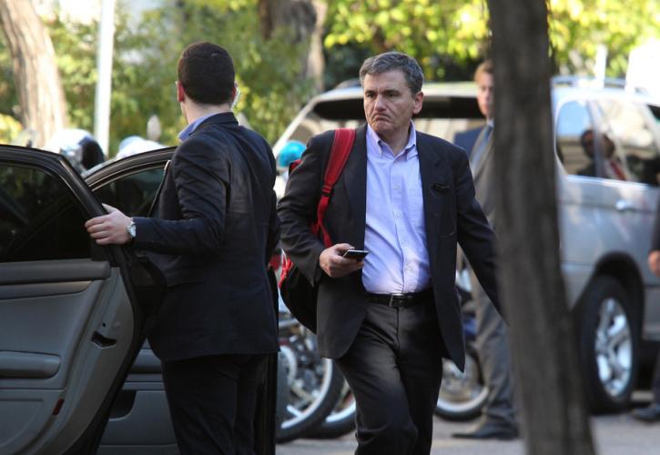Σε τεντωμένο σχοινί οι διαπραγματεύσεις - Από την Τετάρτη το ΔΝΤ