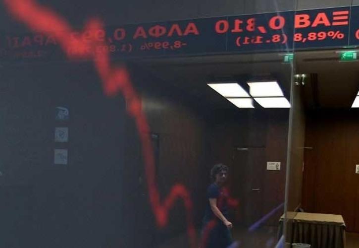 Ελεύθερη πτώση στο Χρηματιστήριο μετά το «ναυάγιο»