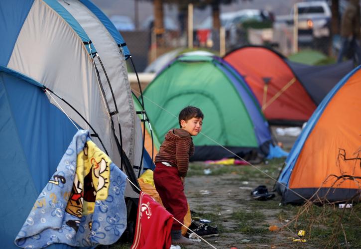 Στους 53.978 οι πρόσφυγες και μετανάστες στην Ελλάδα