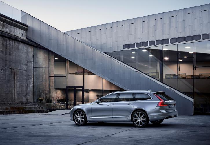 Volvo: Ξεπέρασαν τις εκτιμήσεις τα κέρδη β' τριμήνου