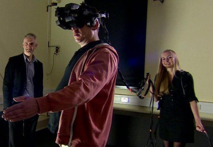 To Virtual Reality γιατρεύει την... παράνοια
