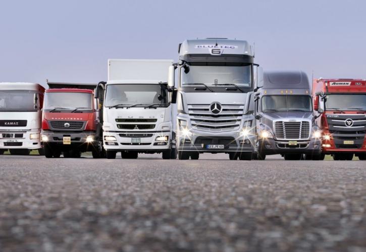 Daimler Truck: «Χαλαρώνει» η έλλειψη των ημιαγωγών - Δεν προκαλεί πλέον διακοπές στην παραγωγή