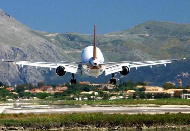 «Απογειώθηκαν» τα περιφερειακά αεροδρόμια, εκτός από Μύκονο και Σαντορίνη