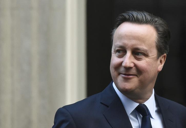 Cameron: «Φρένο» στην περικοπή επιδομάτων αναπηρίας
