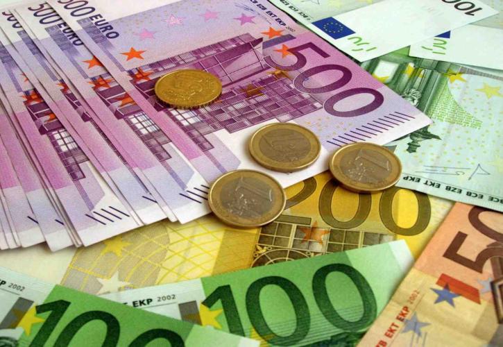 Προς εξόφληση εκκρεμείς επιστροφές φόρου 1,26 δισ. ευρώ