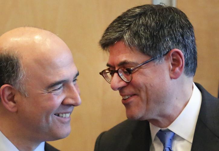 Αποκλίσεις για τα πλεονάσματα της Ελλάδας από Moscovici και Lew