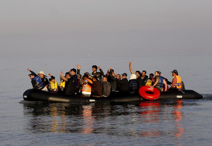 Η προσφυγική κρίση φέρνει κοντά Ελλάδα και Τουρκία