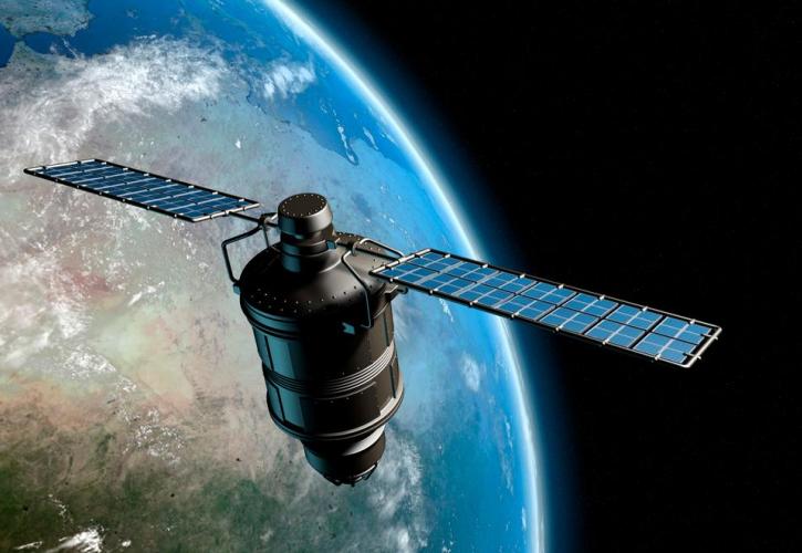 Αυξάνει το ενδιαφέρον για δορυφορικό Internet στην Ελλάδα: Τα σχέδια των Starlink και Amazon