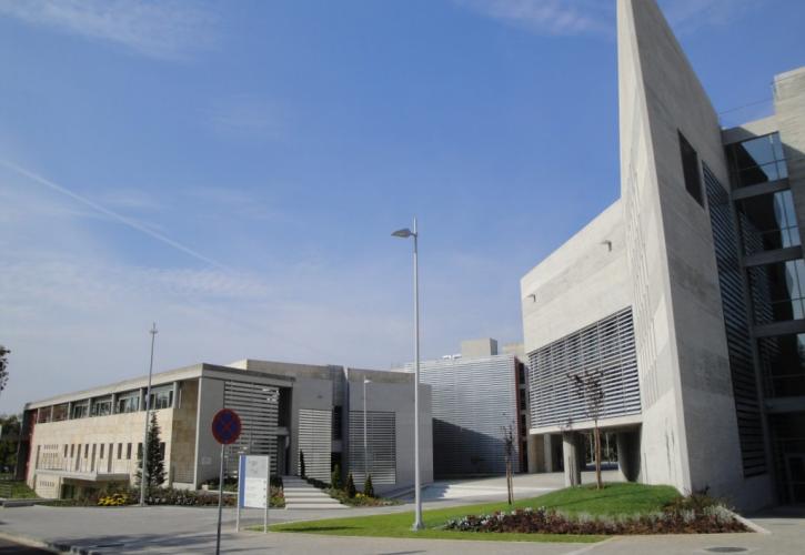 Στη Βουλή η τροπολογία για την κυβερνησιμότητα των ΟΤΑ