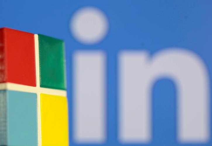 Η Microsoft δανείζεται 19 δισ. για την εξαγορά του LinkedIn