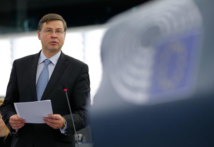 Dombrovskis: H αξιολόγηση μπορεί να ολοκληρωθεί σύντομα