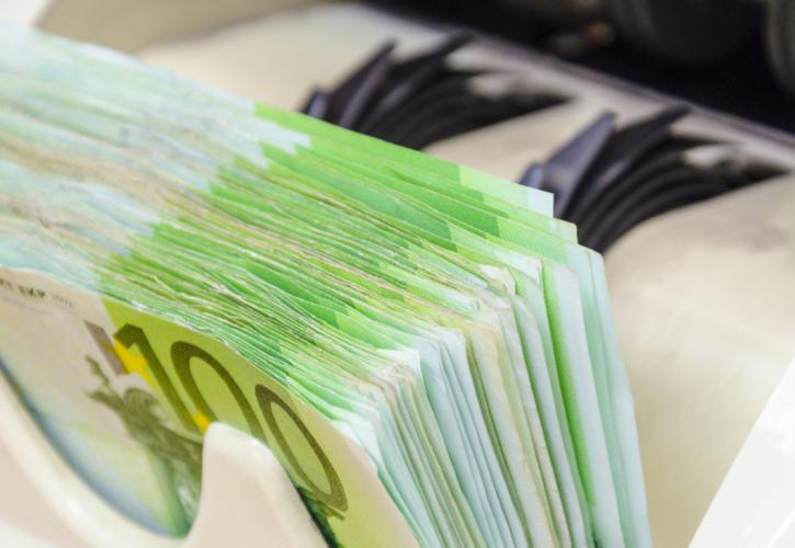 Crash test για άρση των capital controls με νέα χαλάρωση