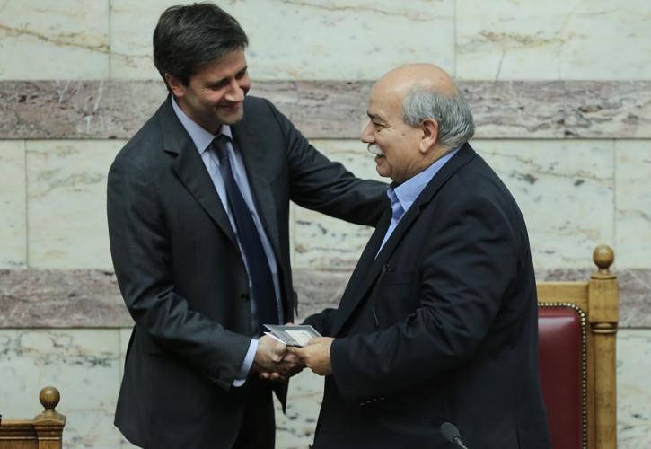 «Τσουνάμι» νέων φόρων φέρνει ο Προϋπολογισμός του 2017