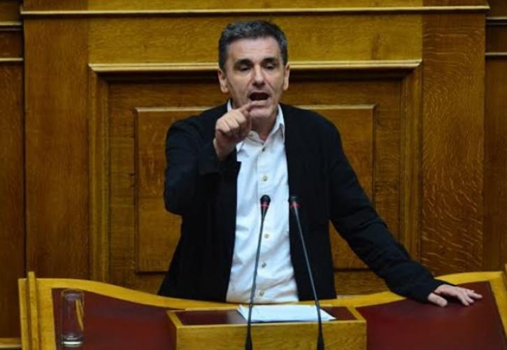 Τσακαλώτος για Μεσοπρόθεσμο: Έρχεστε στη Βουλή και δεν μας λέτε τίποτα