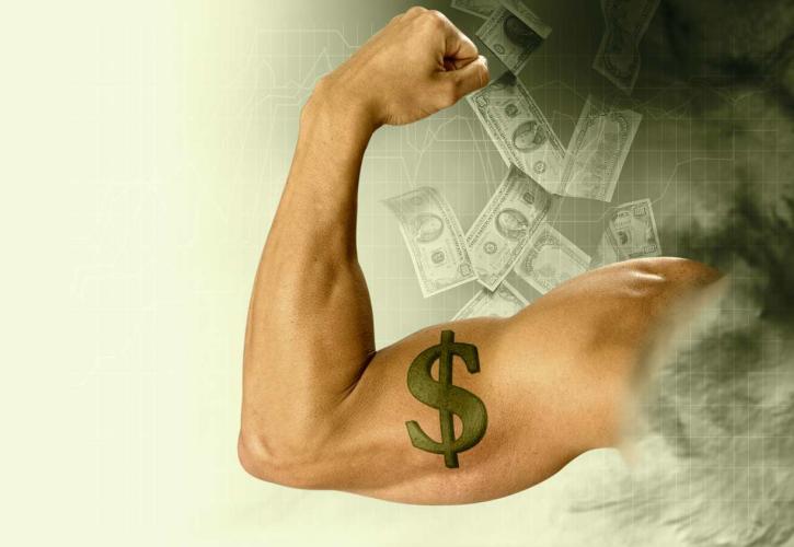 Γιατί το ισχυρό δολάριο απειλεί την παγκόσμια οικονομία