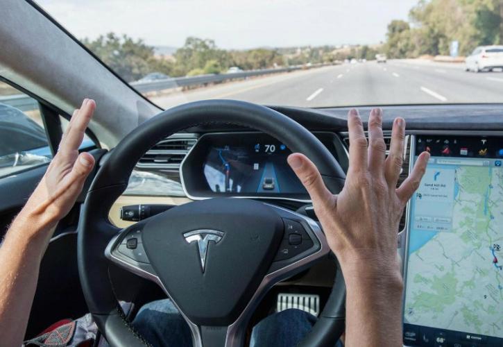 Tesla: Ανακαλεί περισότερα από 11.700 οχήματα με βλάβη - Δείτε ποια μοντέλα