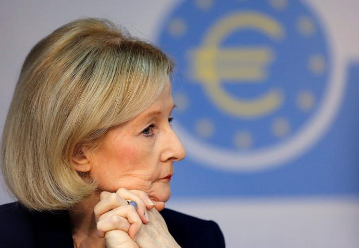 Στην Αθήνα για τις τραπεζικές διοικήσεις η Nouy