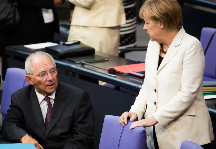 Για την Ελλάδα τo «ευχαριστώ» της Merkel προς τον Schaeuble