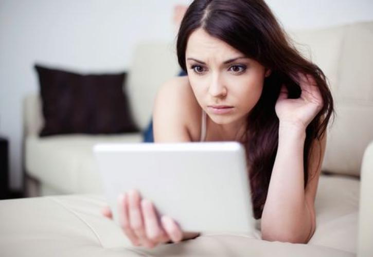 Τα social media μας κάνουν ζηλιάρηδες