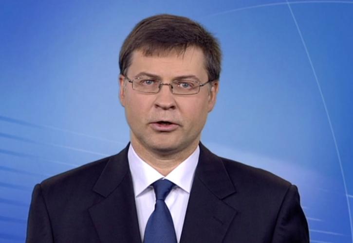 Dombrovskis: H Eλλάδα είναι ξανά στο σωστό δρόμο