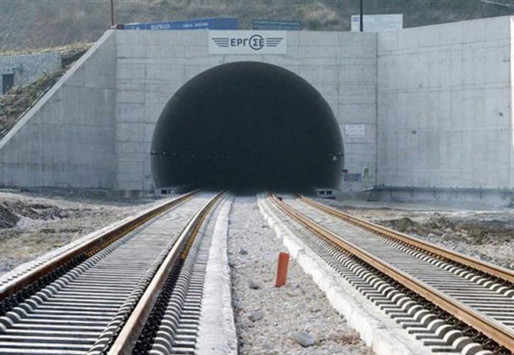 ΕΡΓΟΣΕ: Τρεις κοινοπραξίες διεκδικούν (και) τη σιδηροδρομική γραμμή προς Ραφήνα