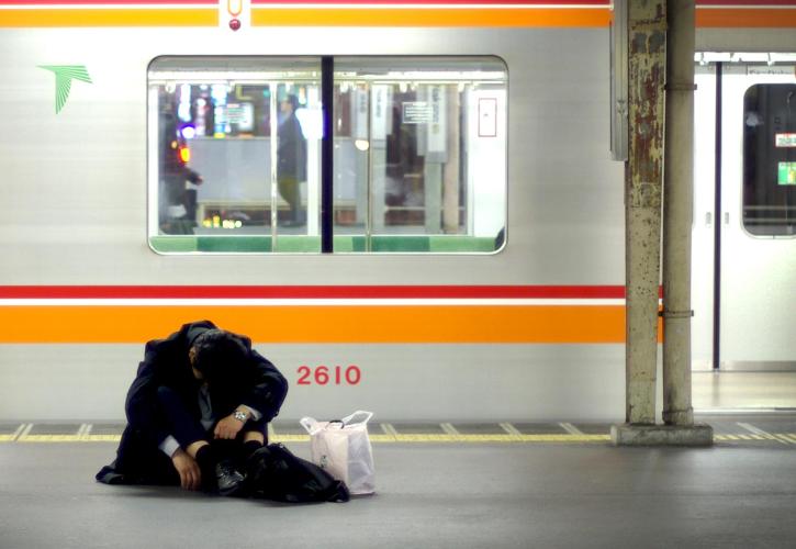 «Καρόσι»: Η νέα μάστιγα της Ιαπωνίας