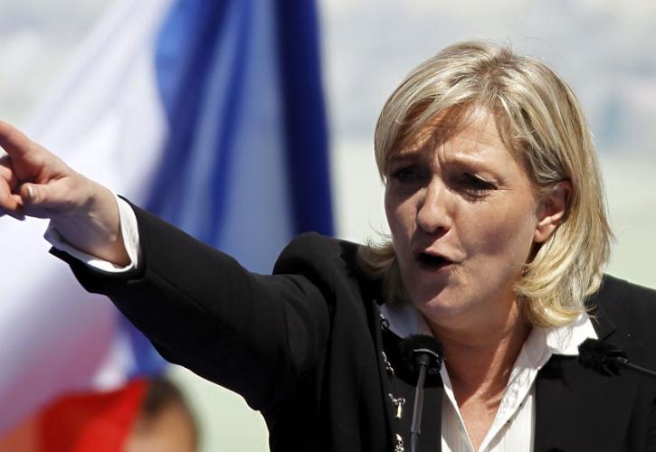 Γαλλία: Η Μαρίν Λεπέν θα δικαστεί για υπόθεση κατάχρησης κονδυλίων της ΕΕ